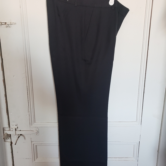 NWT dress pants Doc and Amelia - Picture 3 of 6